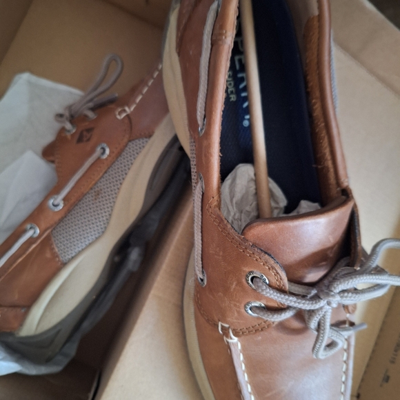 Shoes - Picture 2 of 3